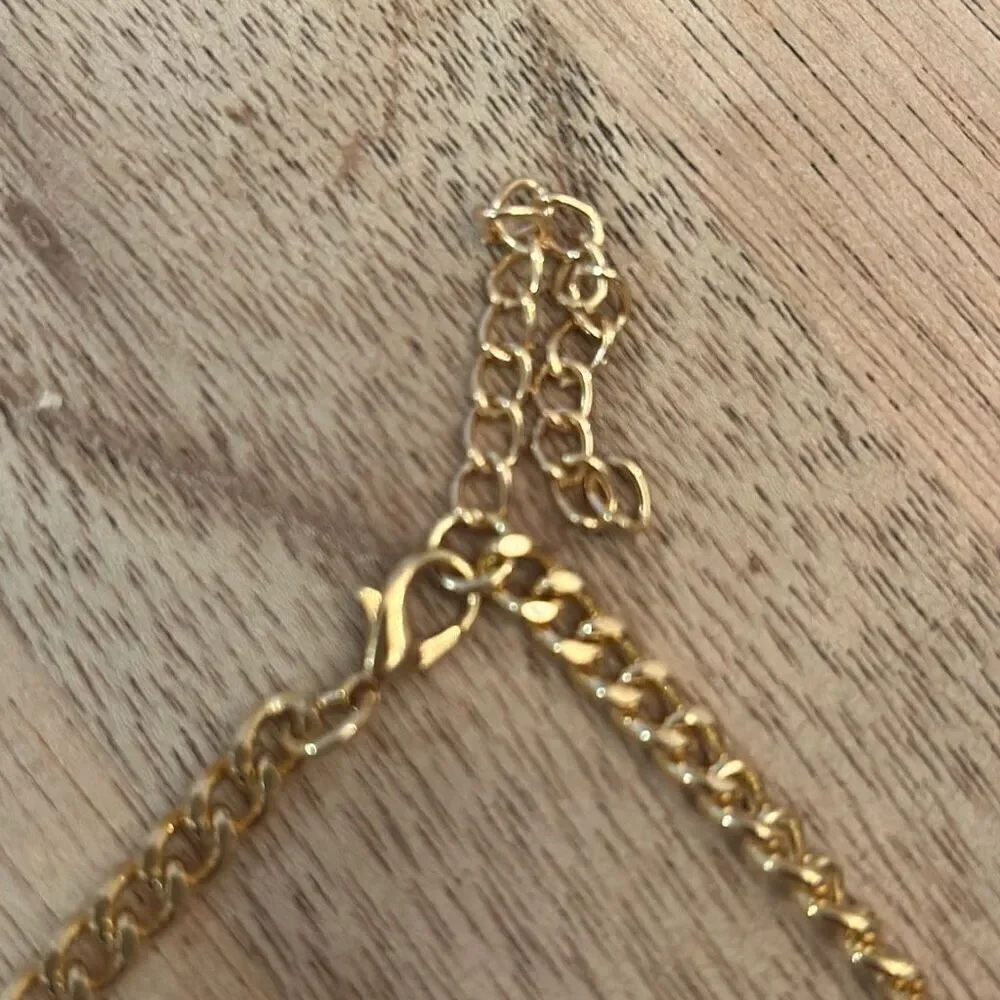 Dainty silver lightning bolt necklace